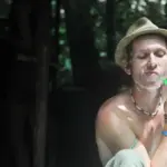 Hvilke materialer kan et barberspejl være lavet af?